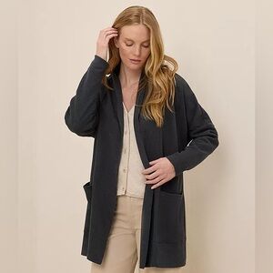 Pact Airplane Wrap in Charcoal Heather